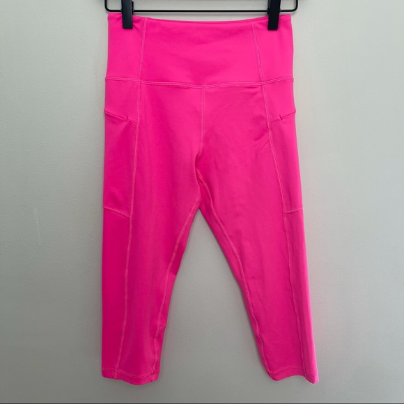 ZYIA- Light n Tight Zipper Pocket Crop Legging - Picture 4 of 9
